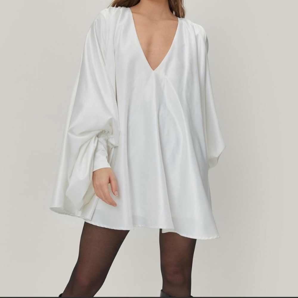 **IN SEARCH OF** - plunge extreme batwing sleeve mini dress